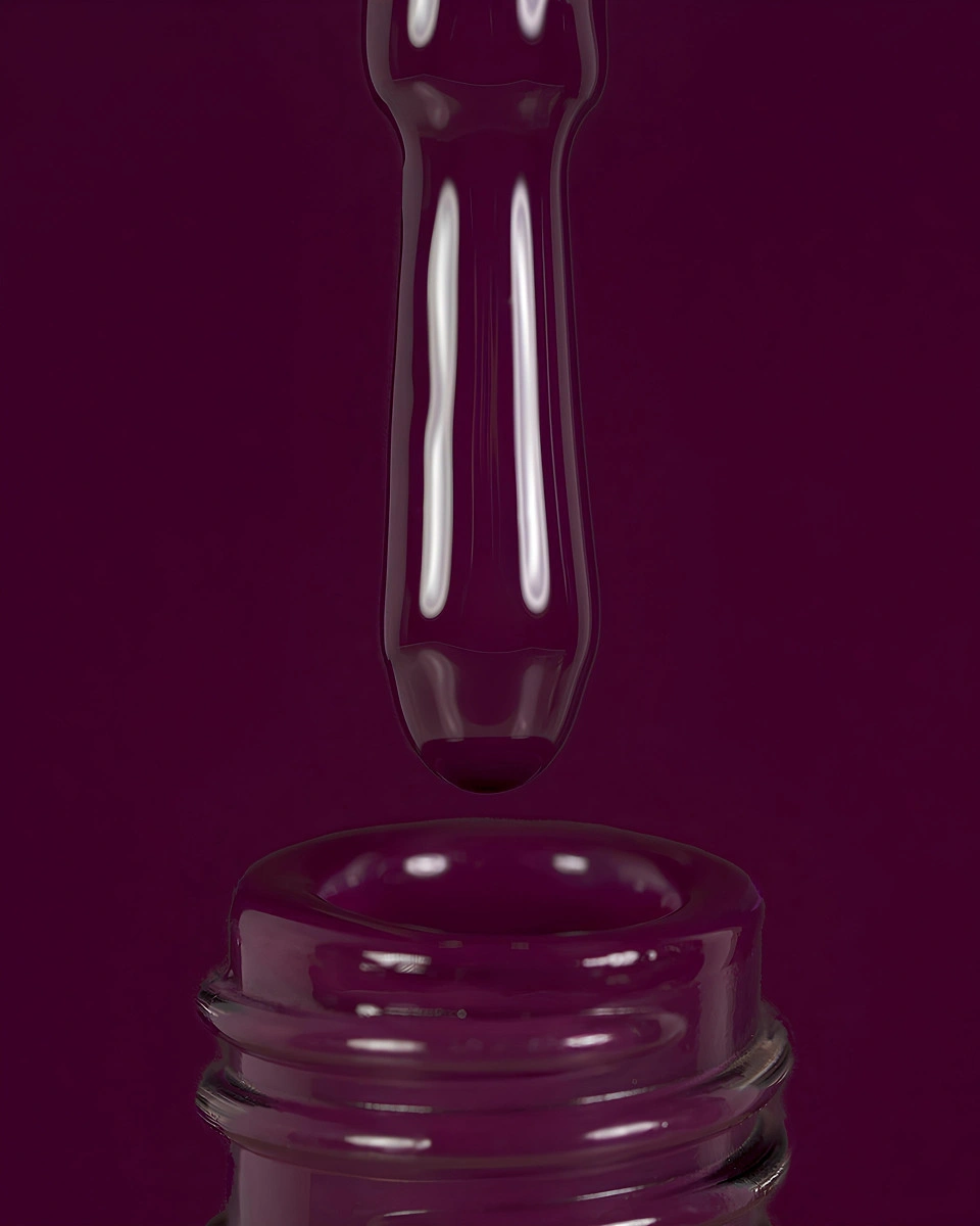 007e05e9-08ca-11f1-9d8f-0cc47a39a0b0-960x1200 DARK Gel Polish 015, 6 ml - Bilde 1