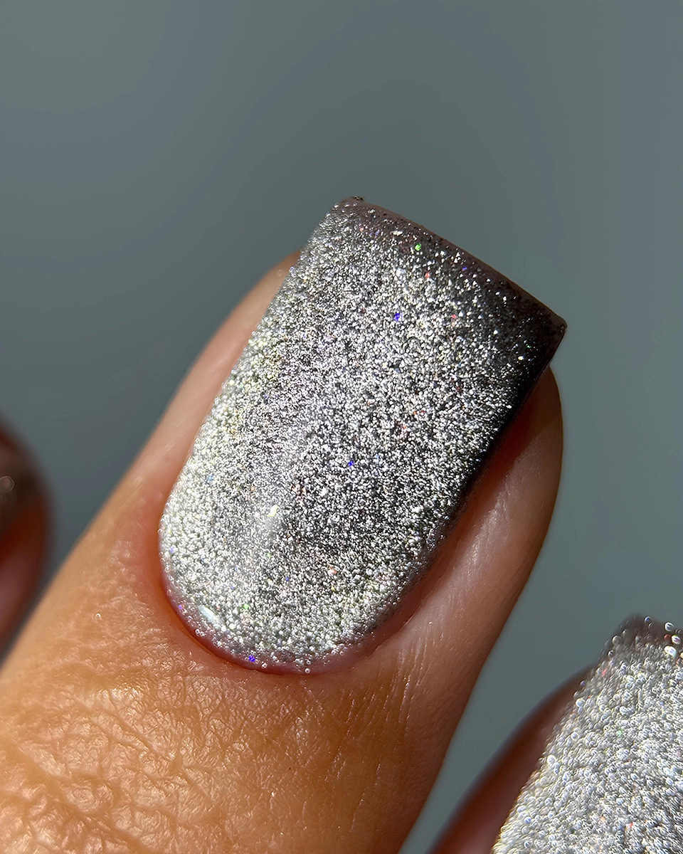 2c1e228f-d027-11f0-9d8c-0cc47a39a0b1-960x1200 DARK Gel Polish Night Cat 03, 10 ml - Bilde 1